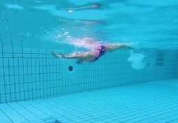 游泳比赛直播技巧,游泳比赛直播技巧和方法