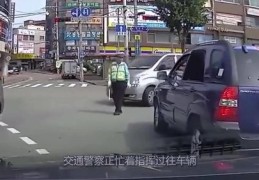 汽车转弯直播技巧,汽车转弯直播技巧视频