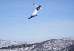 高空滑雪技巧直播,高空技巧滑雪冠军