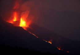 火山老号如何提升热门关注度，新号与老号的策略分析